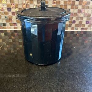 Tupperware Black Ice Bucket